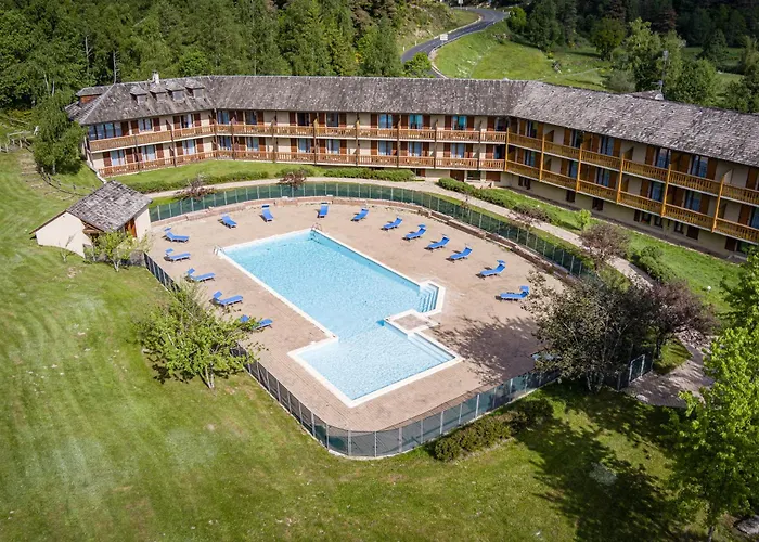 Hotel Les Hameaux De Lozere Sure Collection By Western 3*